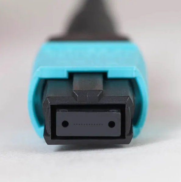 4 ft - TII MM50OM3AQUA Plenum Fiber Optic Cable, MTP / MTP (MPO) SDB5PA-TPST4F