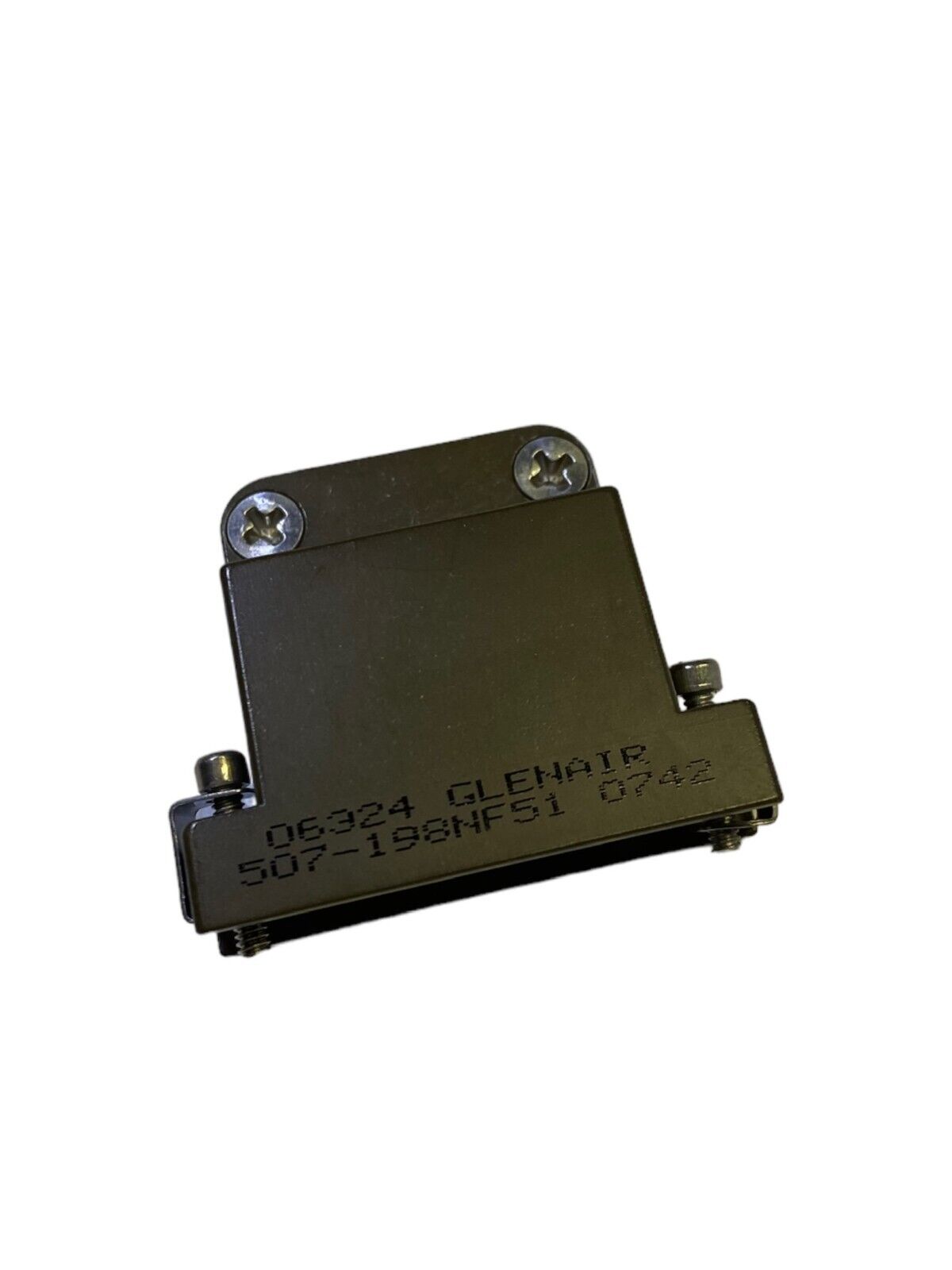 Glenair 507-198NF51 D-Sub Backshell Saddle Bar Strain Relief