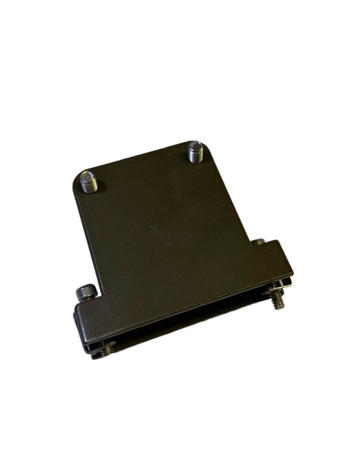 Glenair 507-198NF51 D-Sub Backshell Saddle Bar Strain Relief