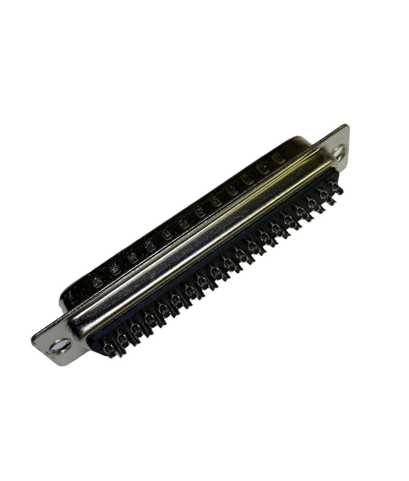 TE Connectivity 5-747916-2 CONN D-SUB PLUG (5 Bundle Pack)